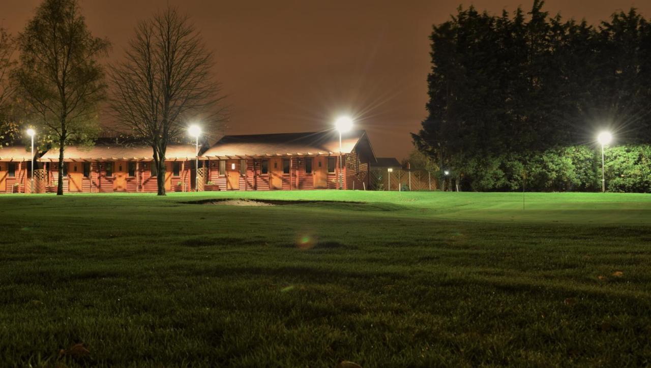 Отель Calderfields Golf & Country Club Уолсолл Экстерьер фото